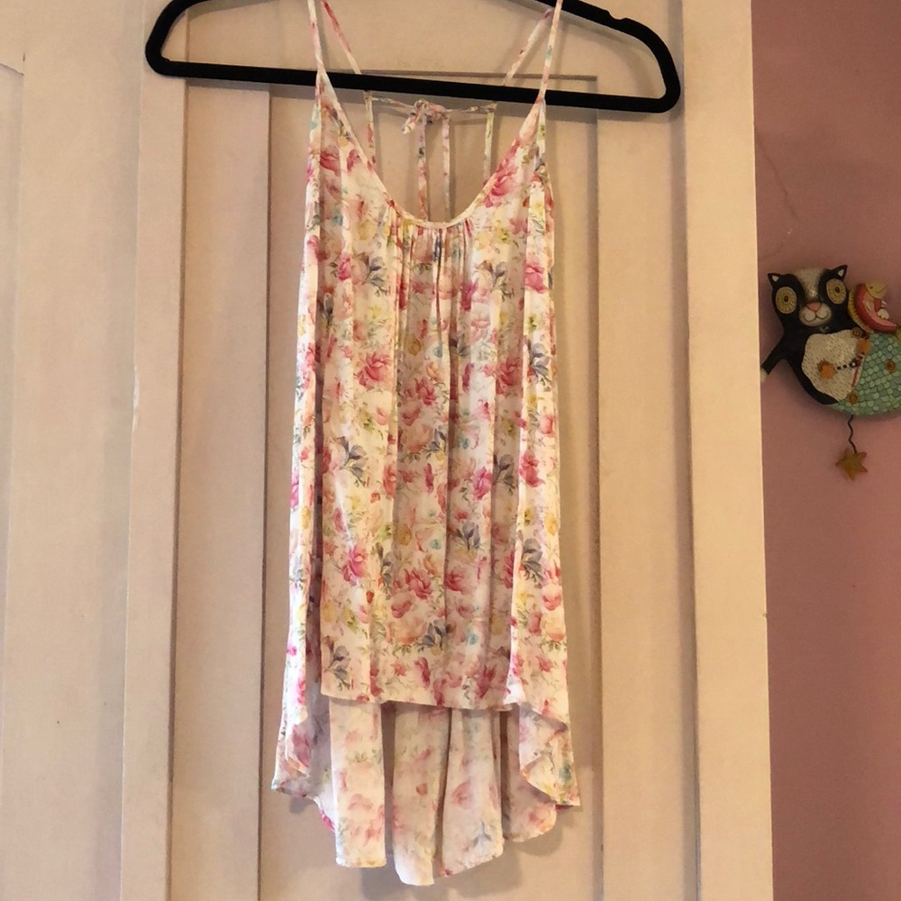 Cinnamon Girl floral top